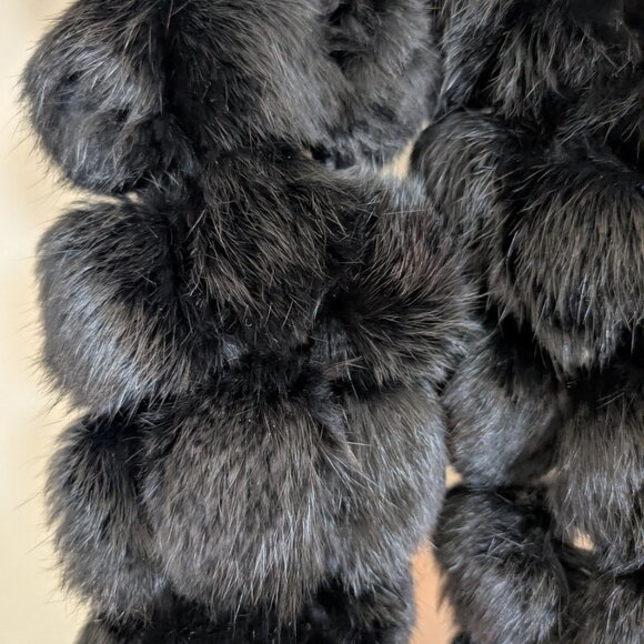 Vintage Kenneth Cole Black Pom Pom 100% Rabbit Fur Scarf - Picture 3 of 5